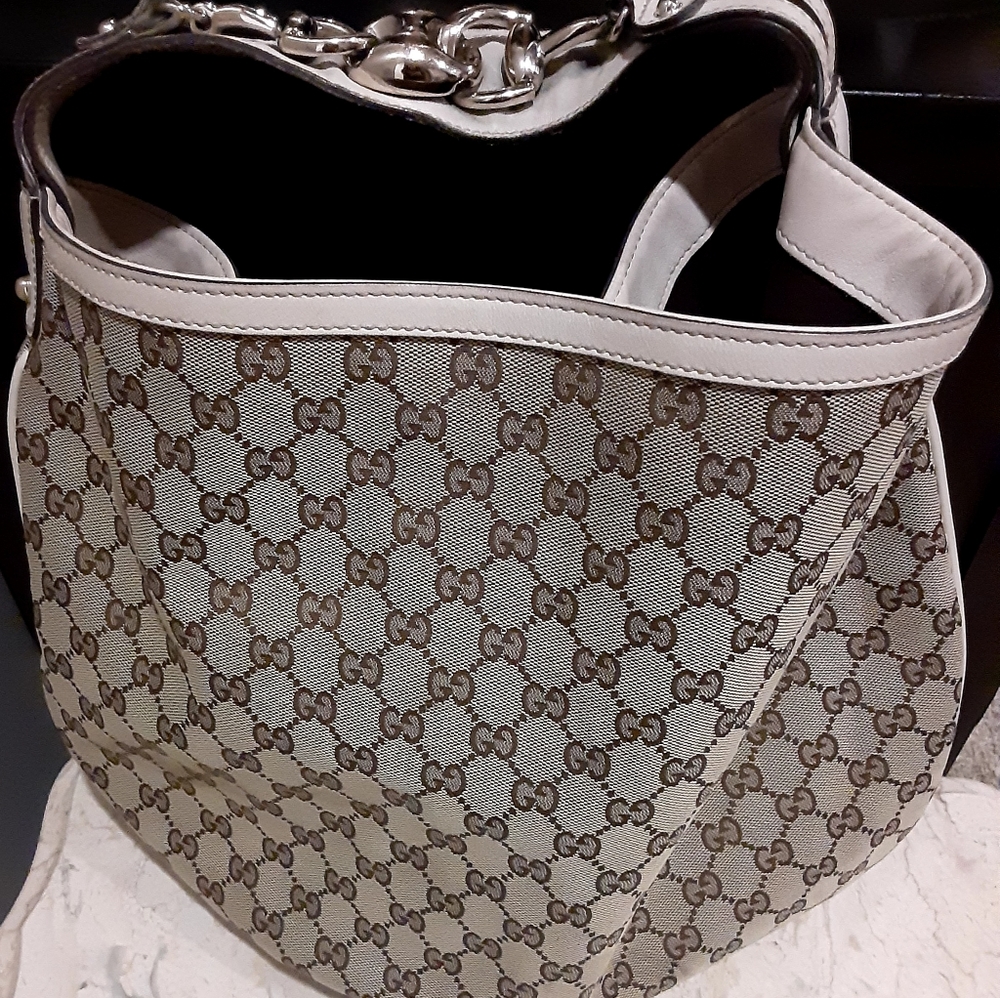 Gucci - Picture 3 of 10